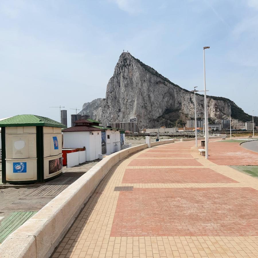 Aldea Beach Castillo de Sabinillas Ngoại thất bức ảnh